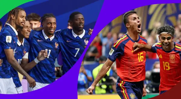 Jugadores de Francia celebran mientras jugadores de España festejan un gol. ¡Un partido épico entre Francia vs Polonia!